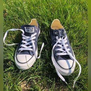 Converse Chuck Taylor All Star Low Top Sneaker, Unisex Size 8